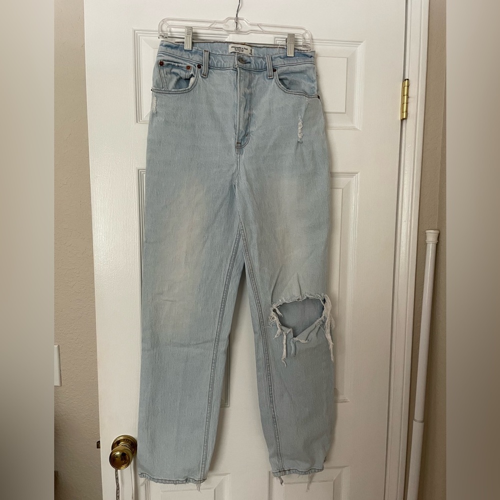 Abercrombie 90s Straight Ultra High Rise 8R/29